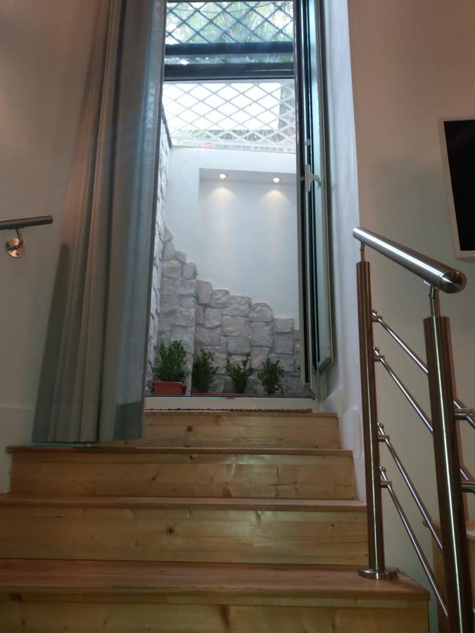 Munaciello Rooms Napoli Bagian luar foto